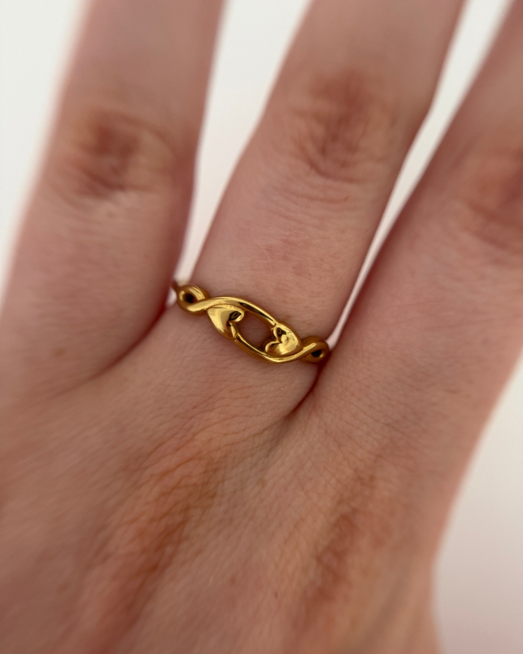 Aisling Ring