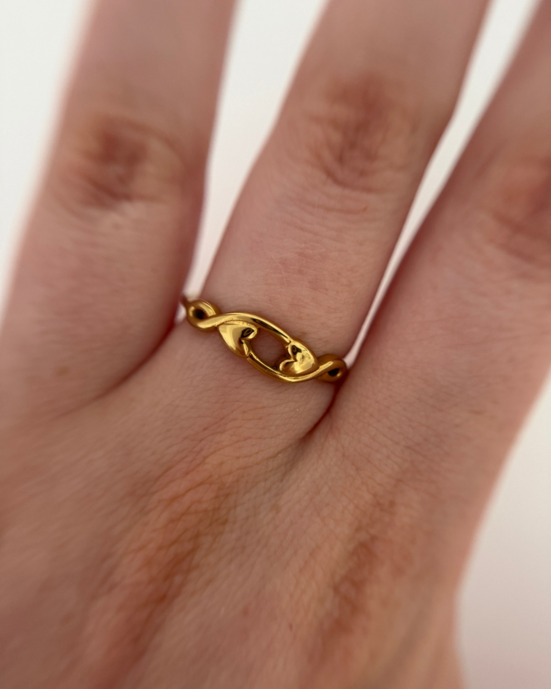 Aisling Ring