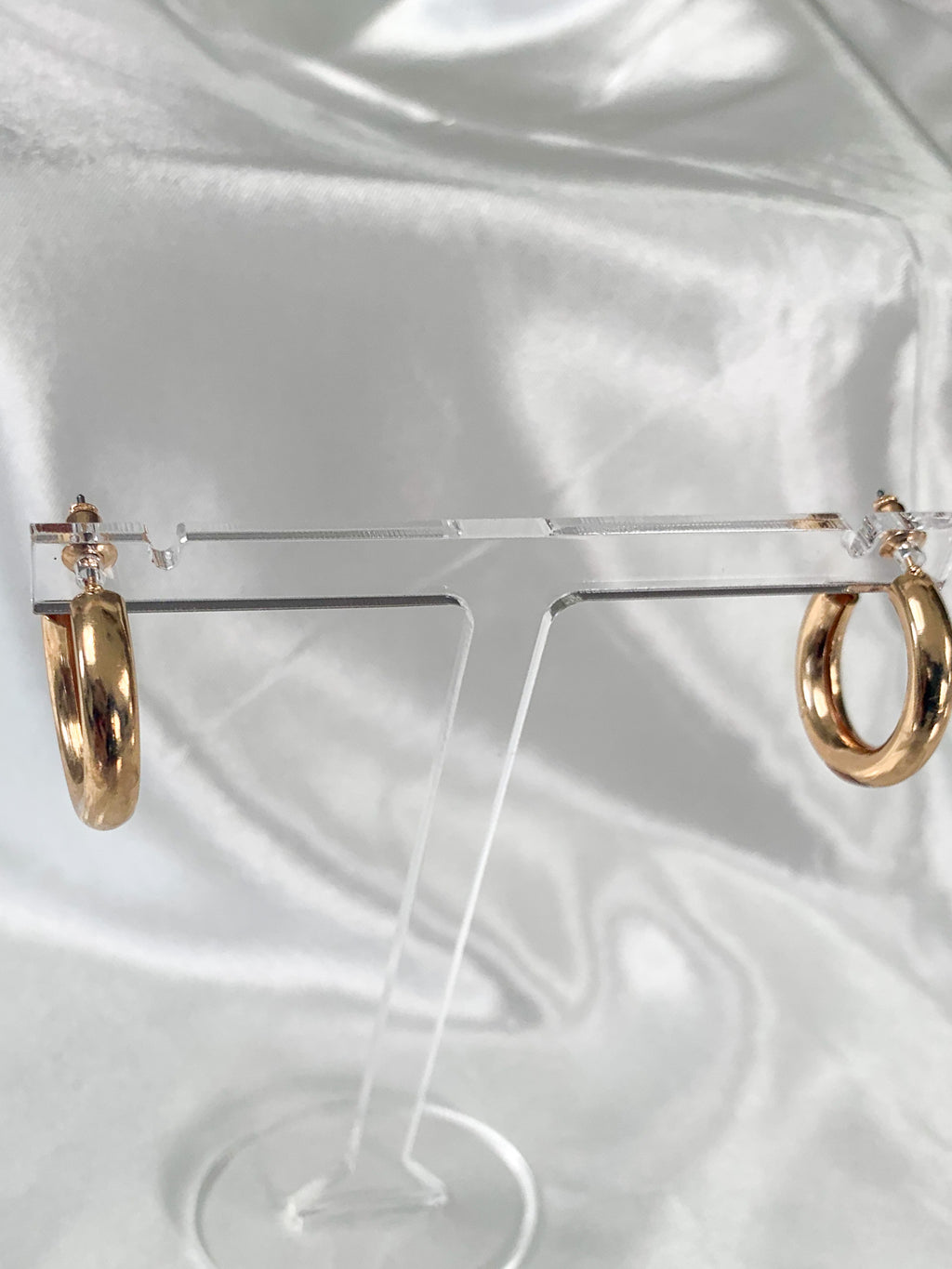 Maya Hoops